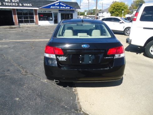Used 2014 Subaru Legacy 2.5i Premium image 6