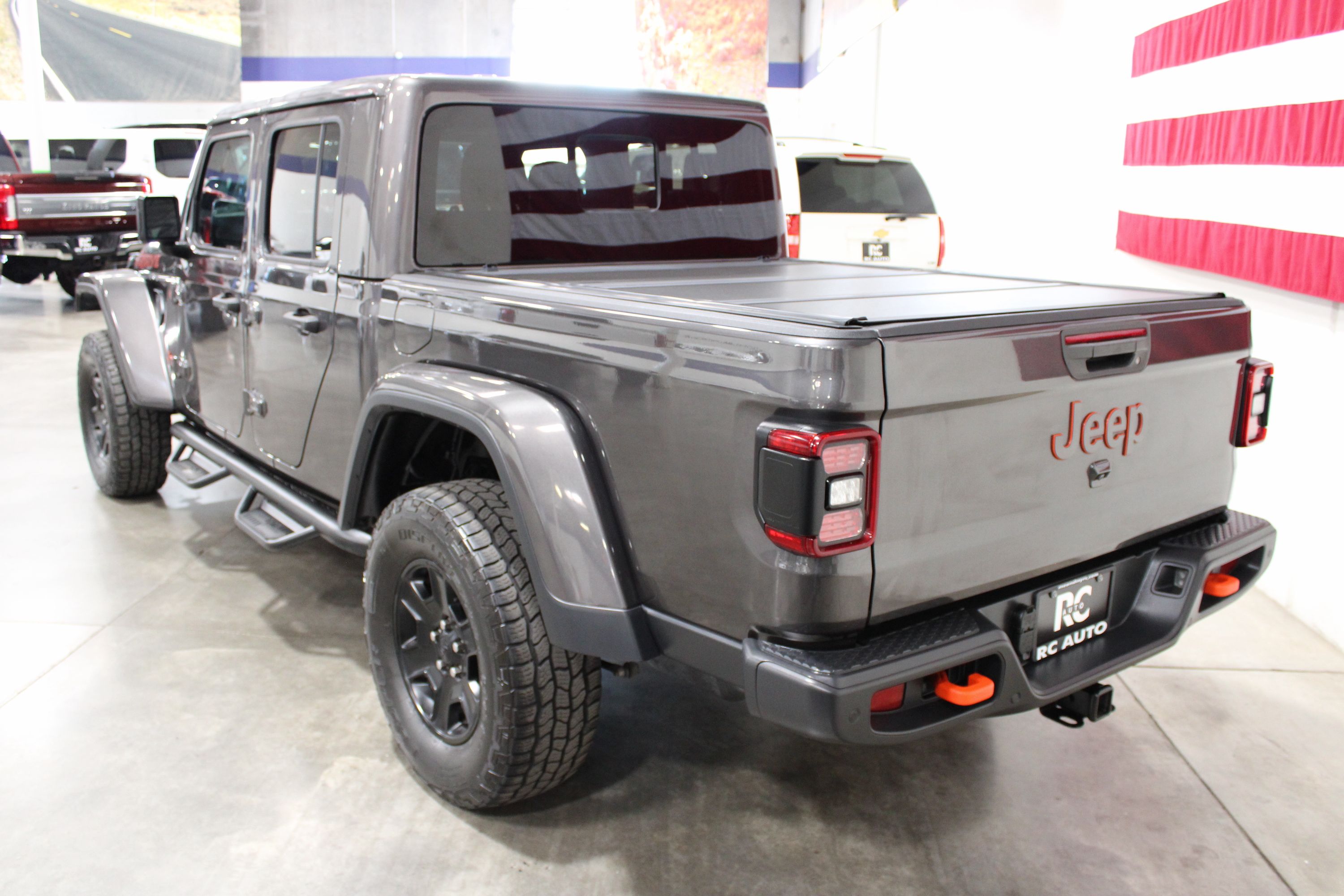 Used 2021 Jeep Gladiator Mojave AWD/4WD image 12