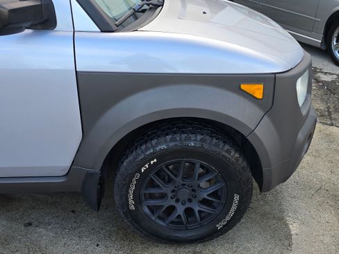 Used 2004 Honda Element EX image 22