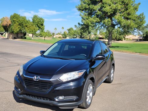 Used 2016 Honda HR-V EX image 3