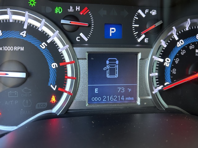 Used 2017 Toyota 4Runner 4WD image 9
