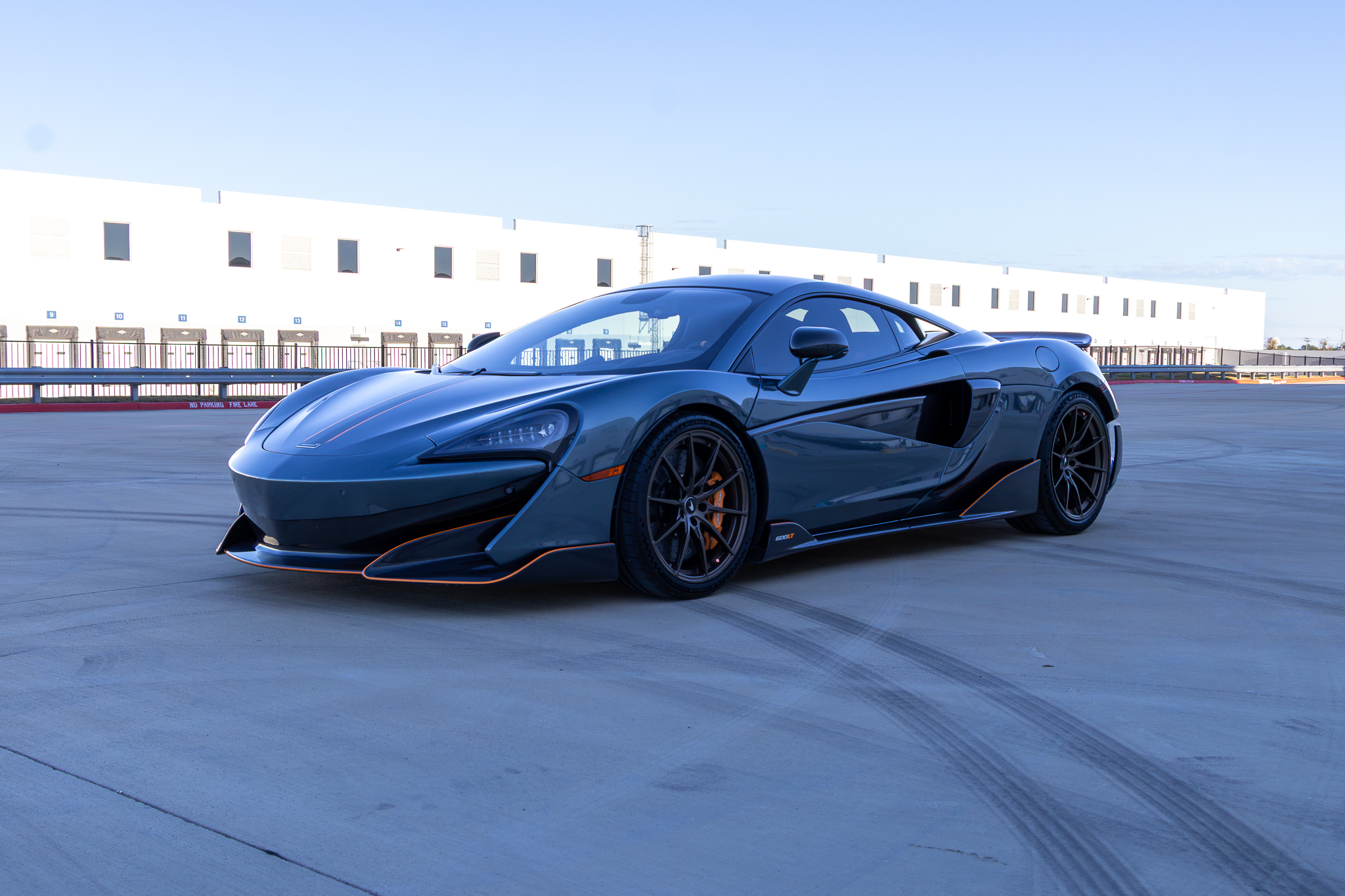 Used 2019 McLaren 600LT RWD image 3