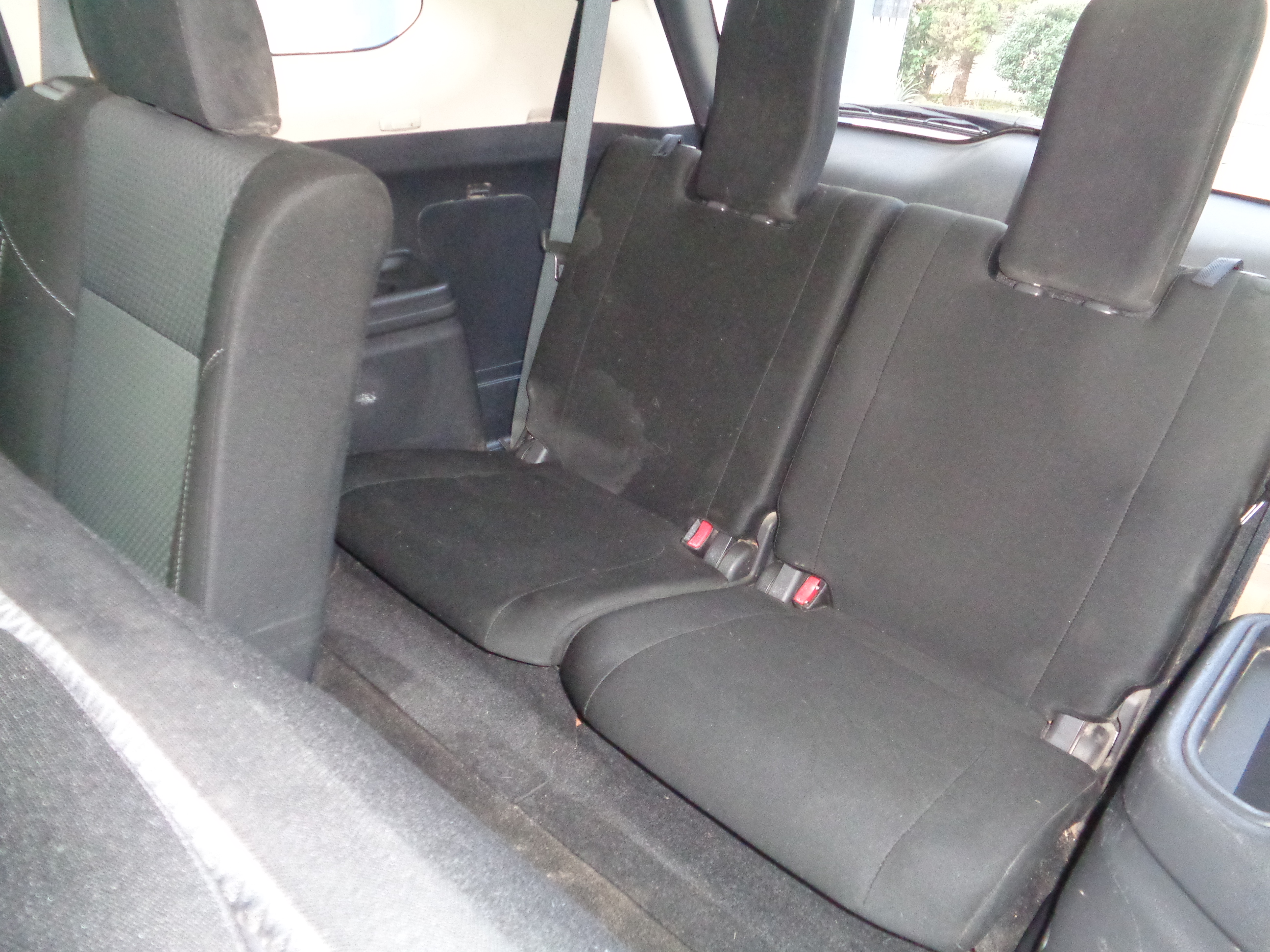 Used 2020 Mitsubishi Outlander AWD image 6