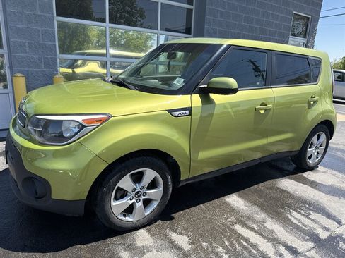Used 2017 Kia Soul UNAVAIL FWD image 1