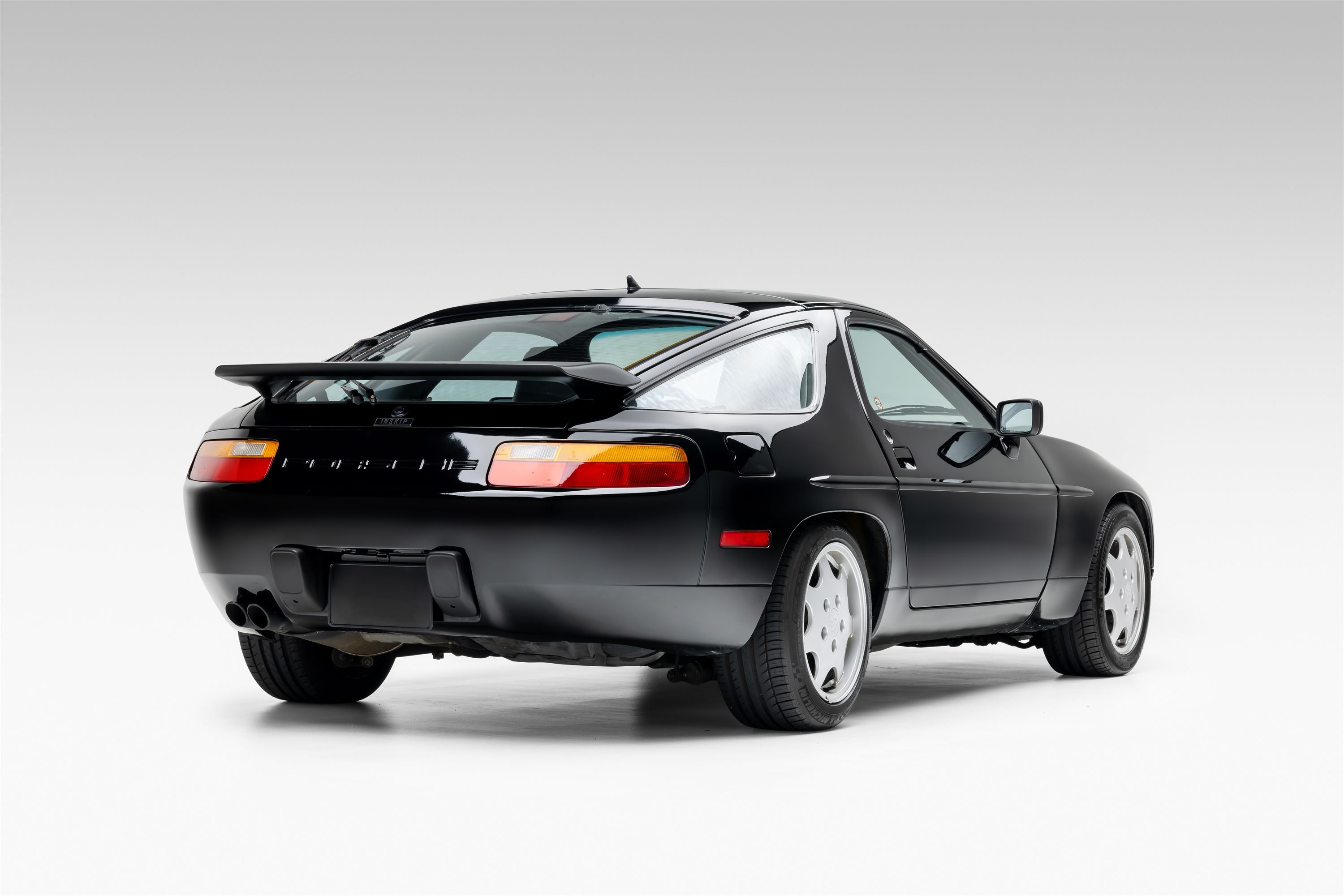 Used 1991 Porsche 928 GT RWD image 5