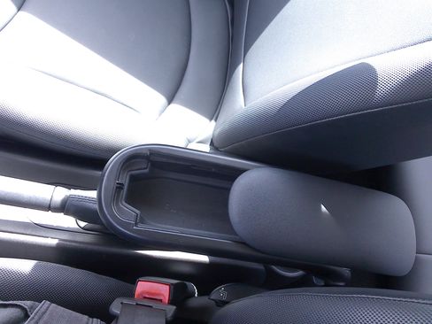 Used 2011 MINI Cooper image 20