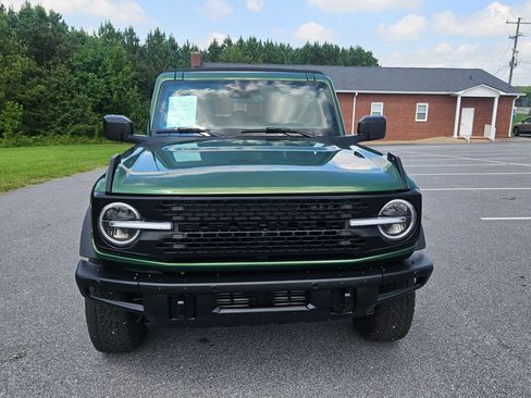 Used 2022 Ford Bronco image 7