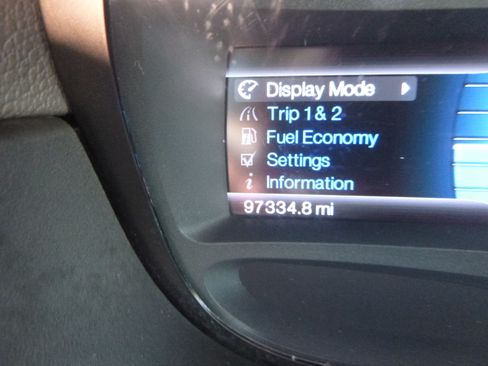 Used 2011 Ford Edge 2WD Limited image 23