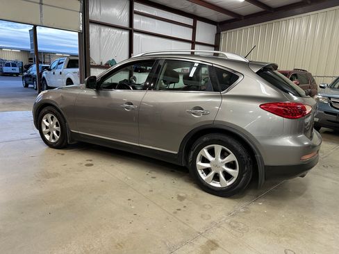 Used 2010 INFINITI EX35 image 5