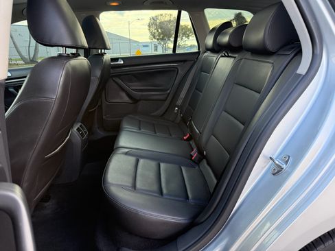 Used 2014 Volkswagen Jetta TDI image 18