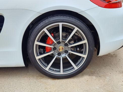 Used 2013 Porsche Boxster S image 32