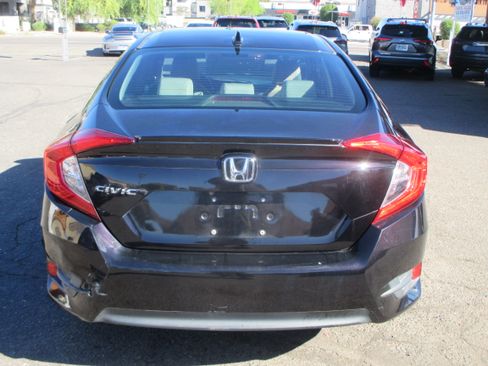 Used 2016 Honda Civic EX-T image 10