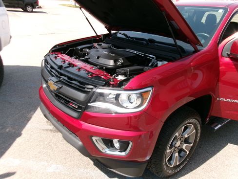 Used 2019 Chevrolet Colorado Z71 image 8