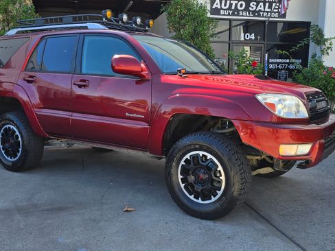 Used 2005 Toyota 4Runner Sport image 3