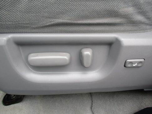 Used 2010 Toyota Tundra SR5 image 19