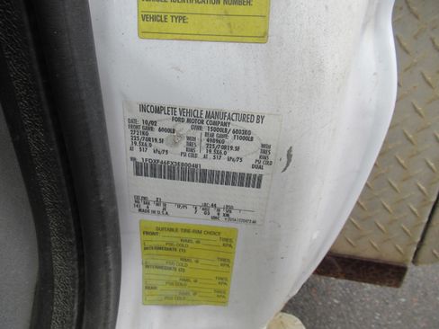 Used 2003 Ford F450 XL image 19