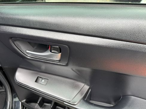 Used 2017 Toyota Camry SE Sedan FWD image 13