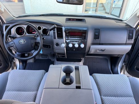 Used 2010 Toyota Tundra image 30