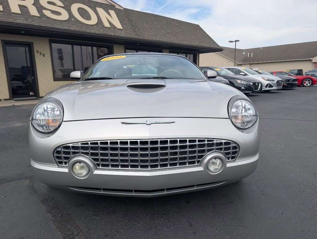 Used 2004 Ford Thunderbird Deluxe RWD image 3