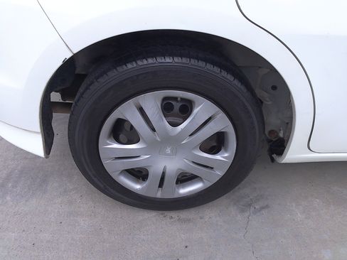 Used 2010 Honda Fit LX image 28