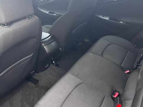 Used 2016 Chevrolet Malibu LS image 3