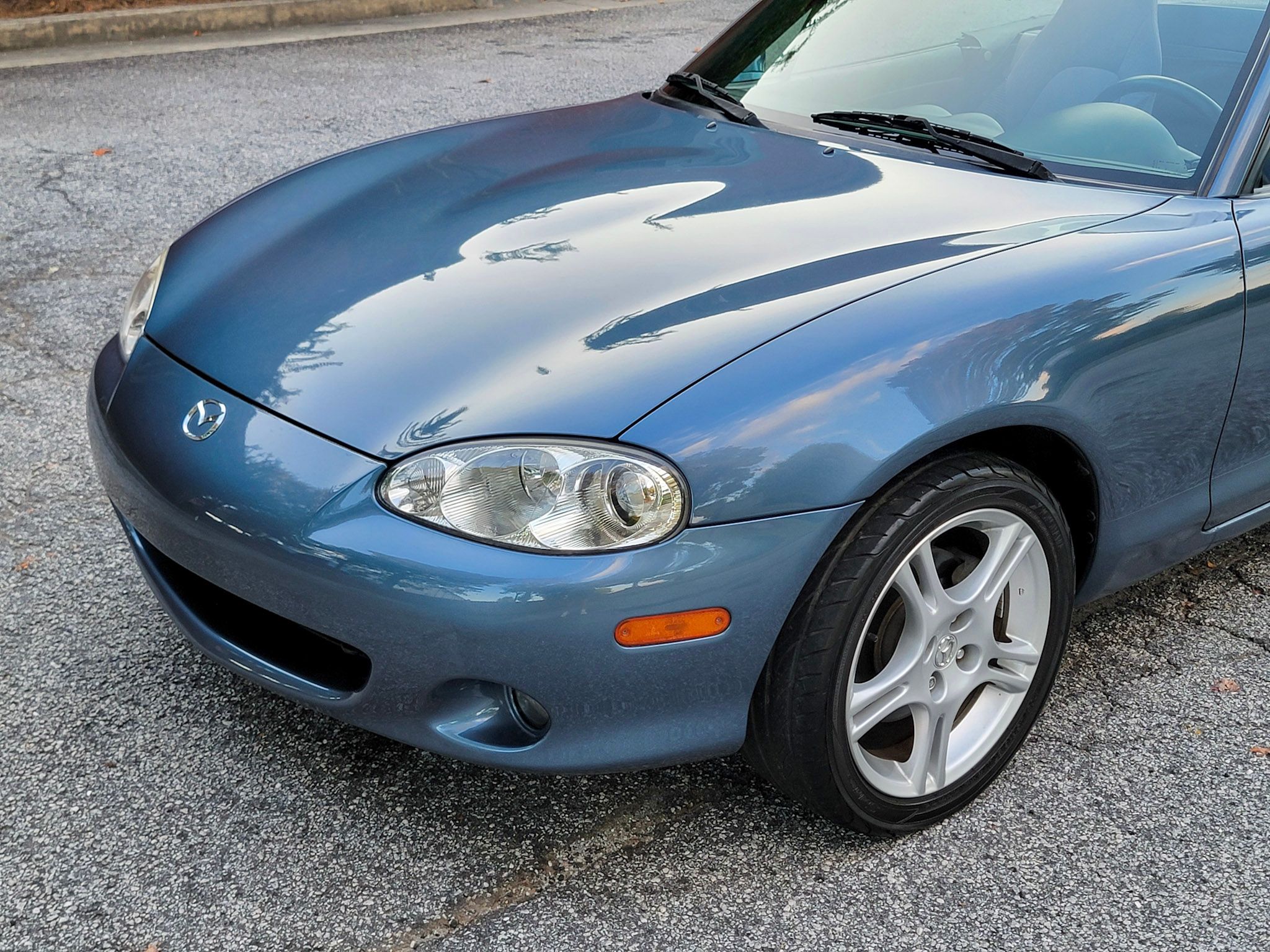 Used 2005 MAZDA MX-5 Miata UNAVAIL RWD image 28