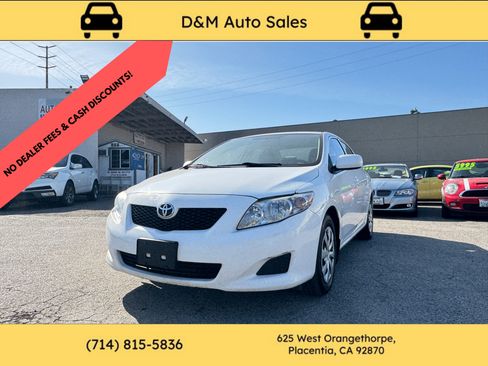 Used 2010 Toyota Corolla LE image 1