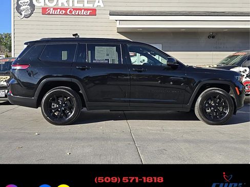 Used 2024 Jeep Grand Cherokee L Laredo image 8