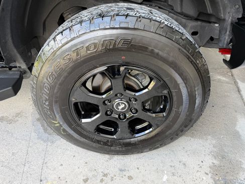 Used 2022 Ford Bronco 4-Door Black Diamond AWD/4WD image 23