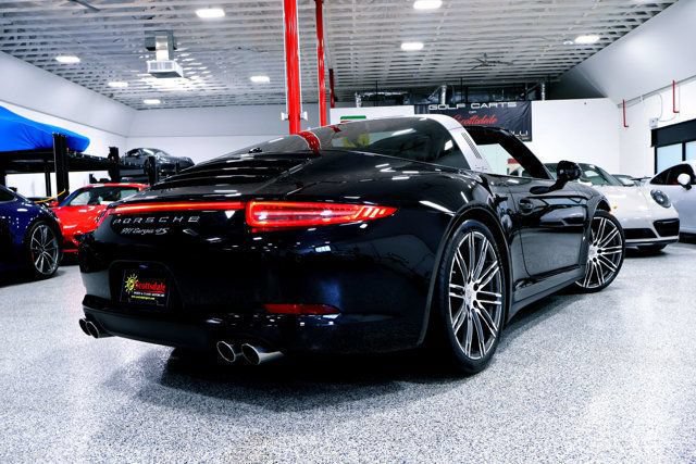 Used 2015 Porsche 911 Targa 4S AWD/4WD image 17