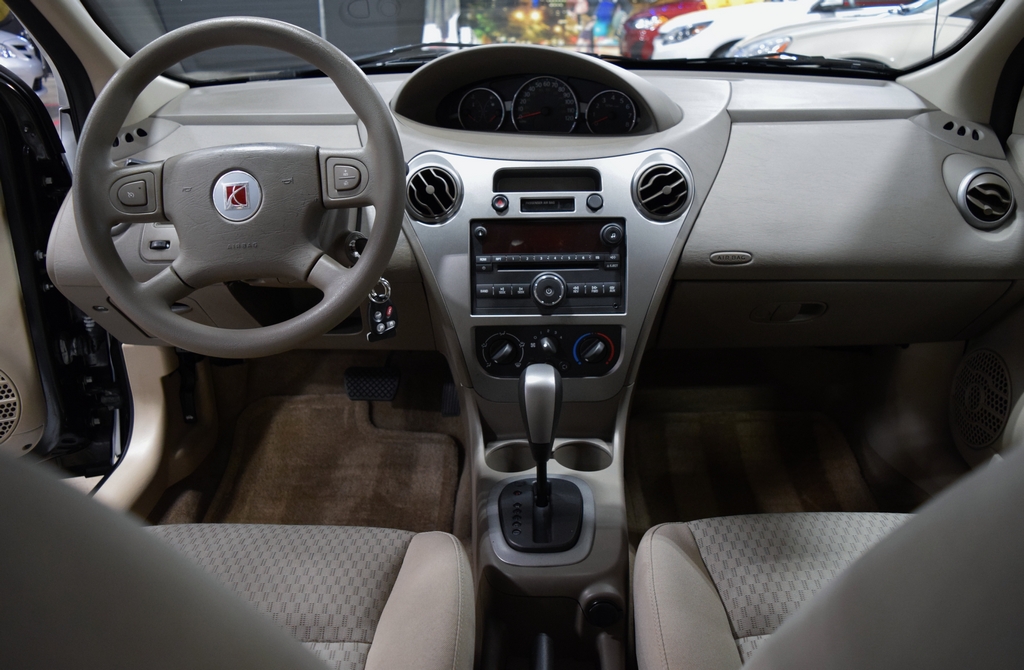 Used 2006 Saturn ION Level 2 Sedan FWD image 23