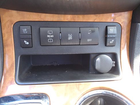 Used 2012 Buick Enclave Premium image 21