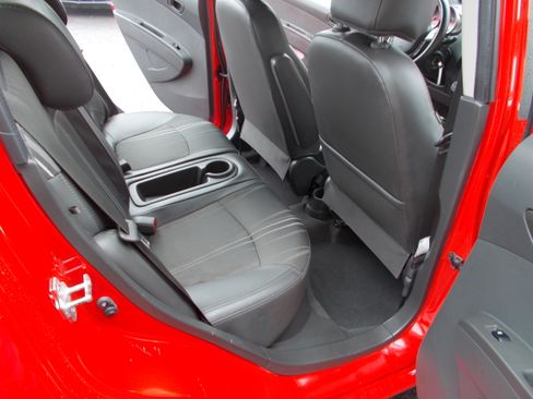 Used 2014 Chevrolet Spark LT image 21