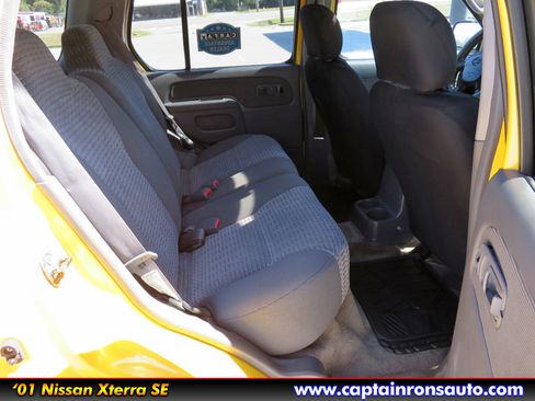 Used 2001 Nissan Xterra SE image 10