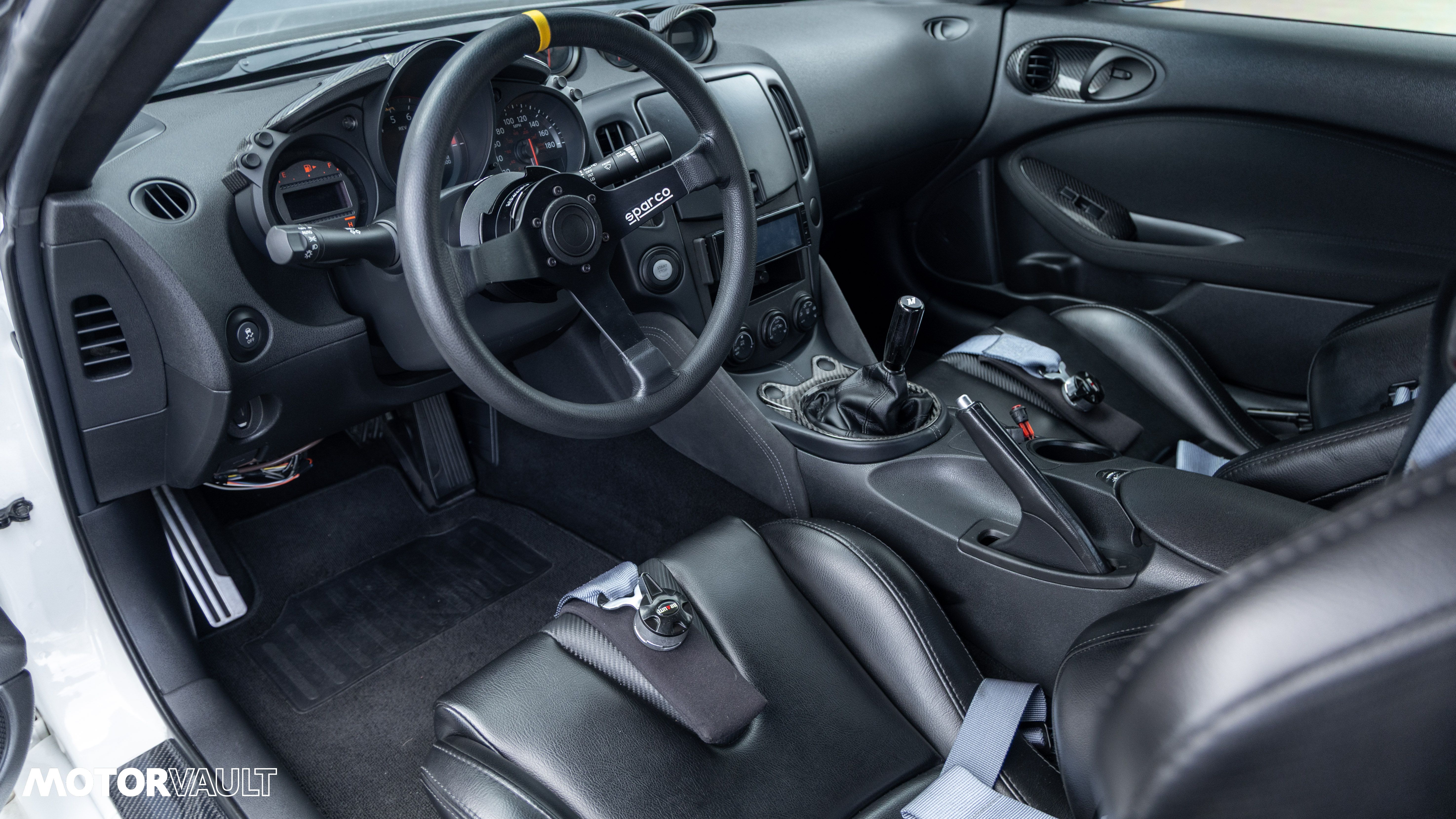 Used 2013 Nissan 370Z Coupe RWD image 25