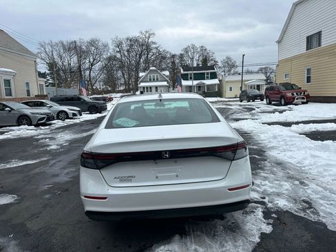 Used 2024 Honda Accord EX image 5
