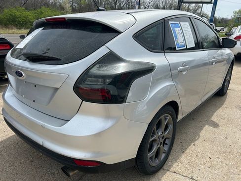 Used 2014 Ford Focus SE FWD image 6