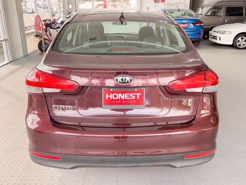 Used 2018 Kia Forte LX image 5