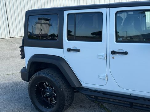 Used 2013 Jeep Wrangler Unlimited Sport image 43