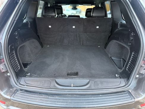 Used 2019 Jeep Grand Cherokee Altitude image 19
