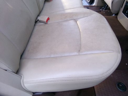 Used 2016 RAM 1500 Laramie image 11