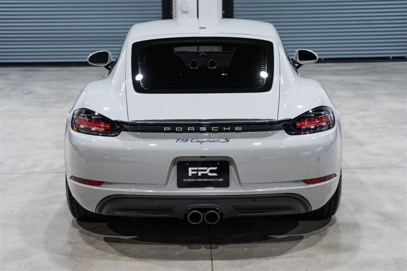 Used 2019 Porsche 718 Cayman S RWD image 5
