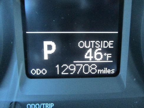 Used 2017 Toyota Corolla LE image 29