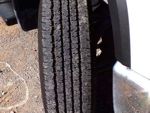 Used 2023 Chevrolet Silverado 2500 LT image 16