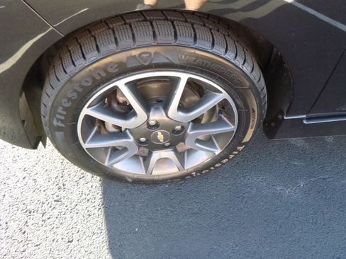 Used 2015 Chevrolet Spark LT image 9