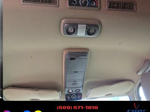 Used 1996 GMC Suburban image 10