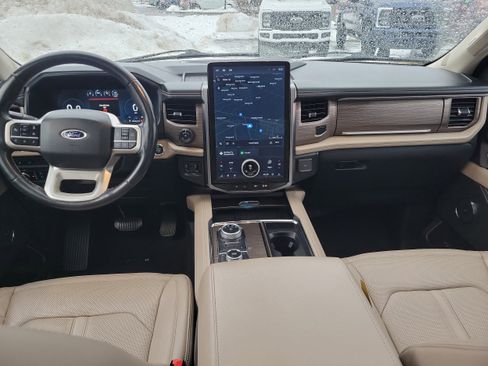 Certified 2023 Ford Expedition Limited image 14