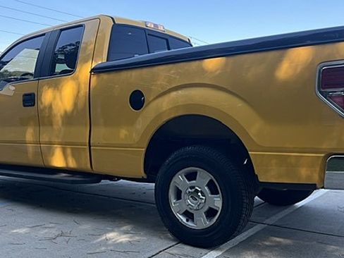 Used 2014 Ford F150 4x4 SuperCab image 9