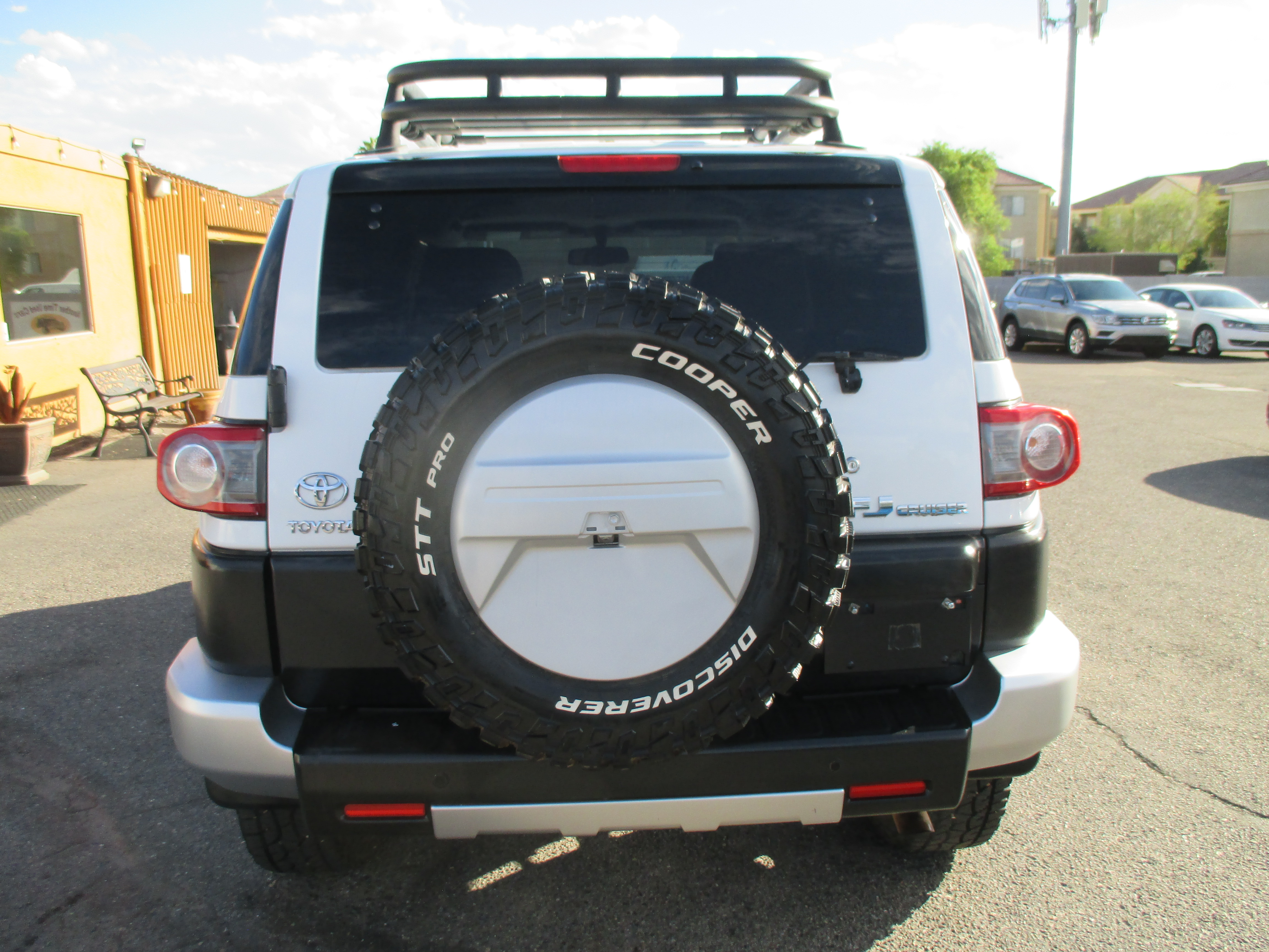 Used 2012 Toyota FJ Cruiser 4WD w/ Upgrade & Convenience image 11