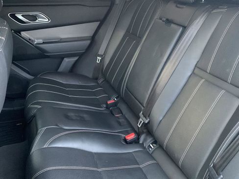 Used 2018 Land Rover Range Rover Velar S image 21